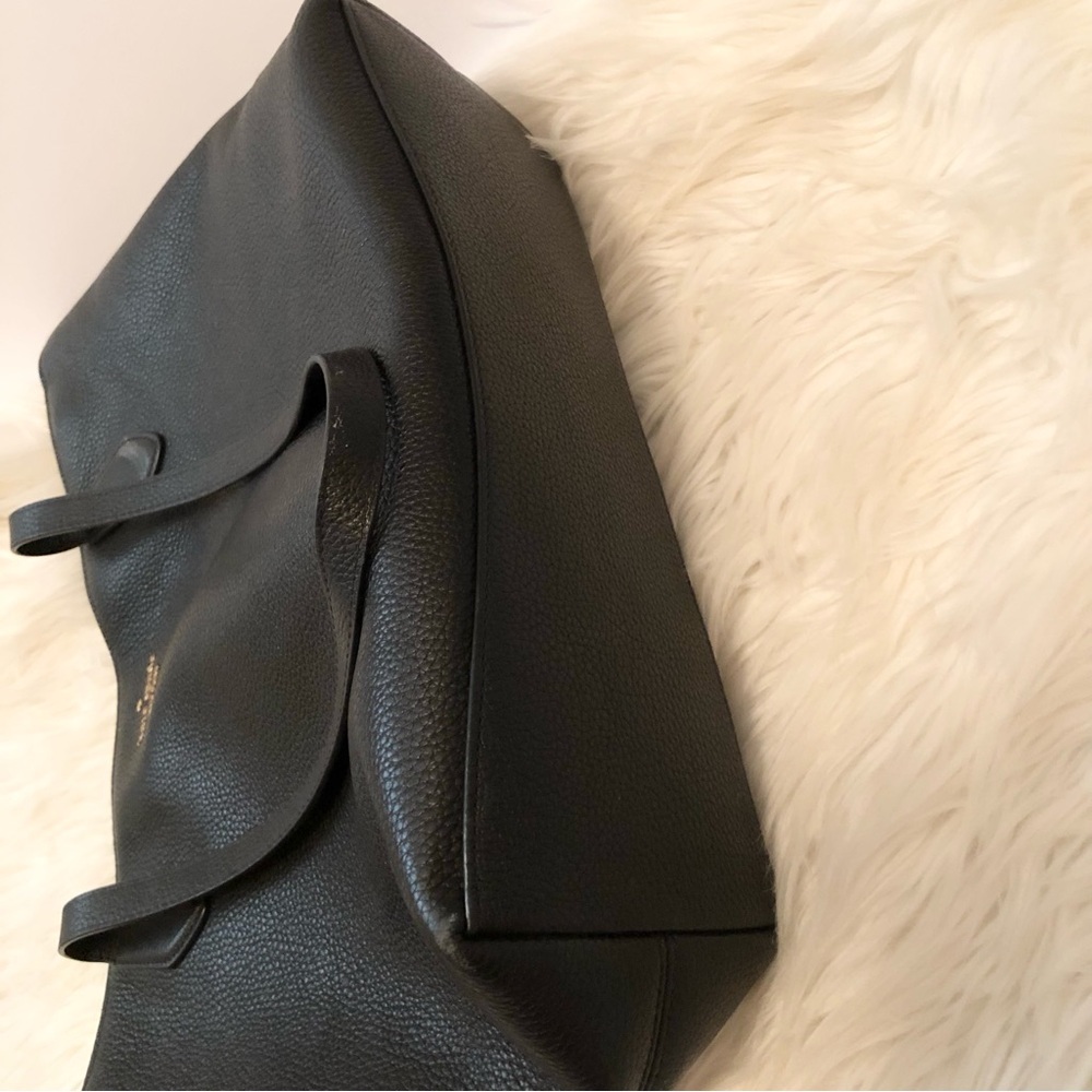 Kate Spade Pebbled Leather Large Zippered Tote Bag - Picture 2 of 9